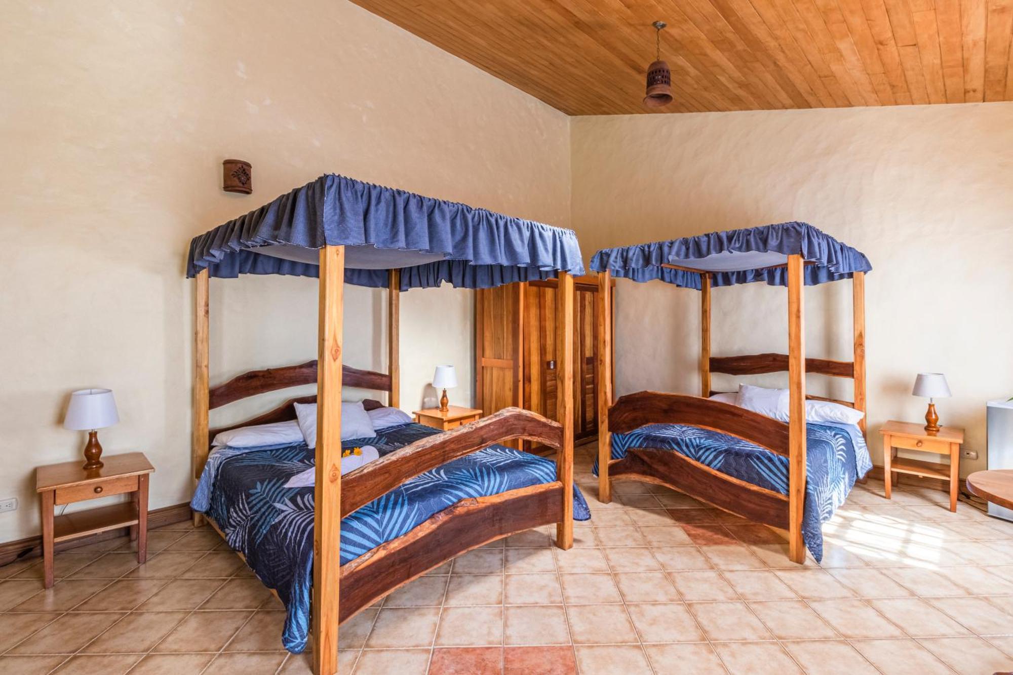 Hotel Claro De Luna Monteverde Екстериор снимка