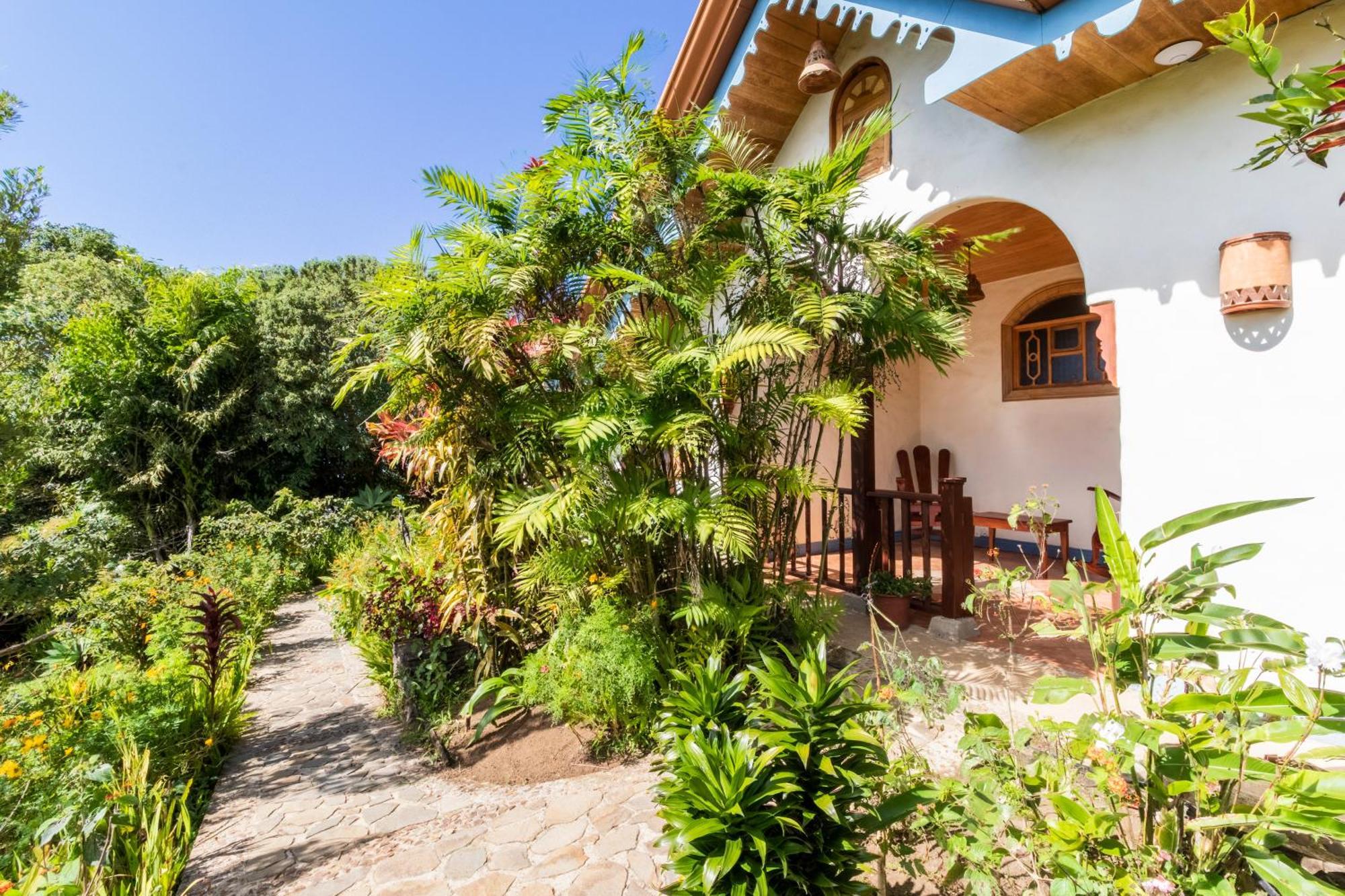 Hotel Claro De Luna Monteverde Екстериор снимка