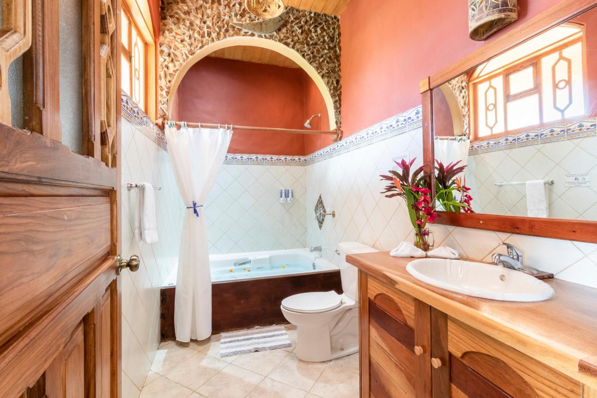 Hotel Claro De Luna Monteverde Екстериор снимка