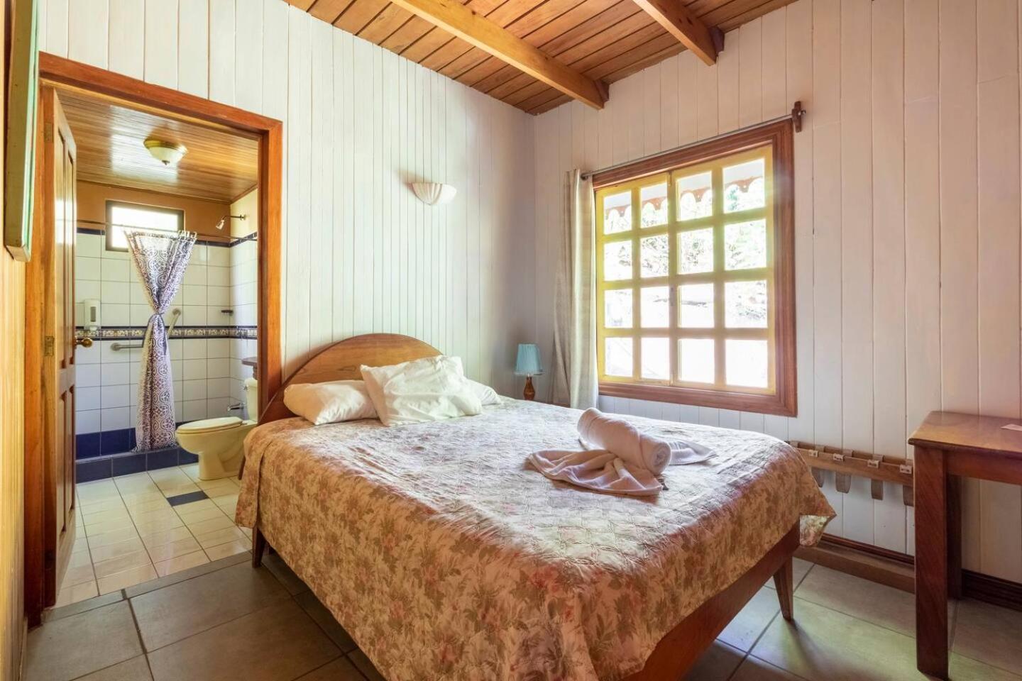 Hotel Claro De Luna Monteverde Екстериор снимка