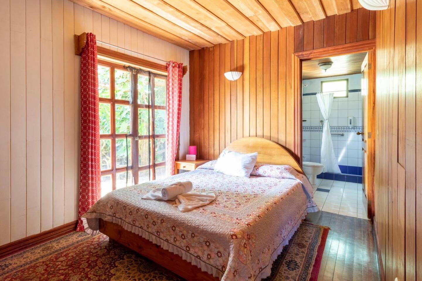 Hotel Claro De Luna Monteverde Екстериор снимка