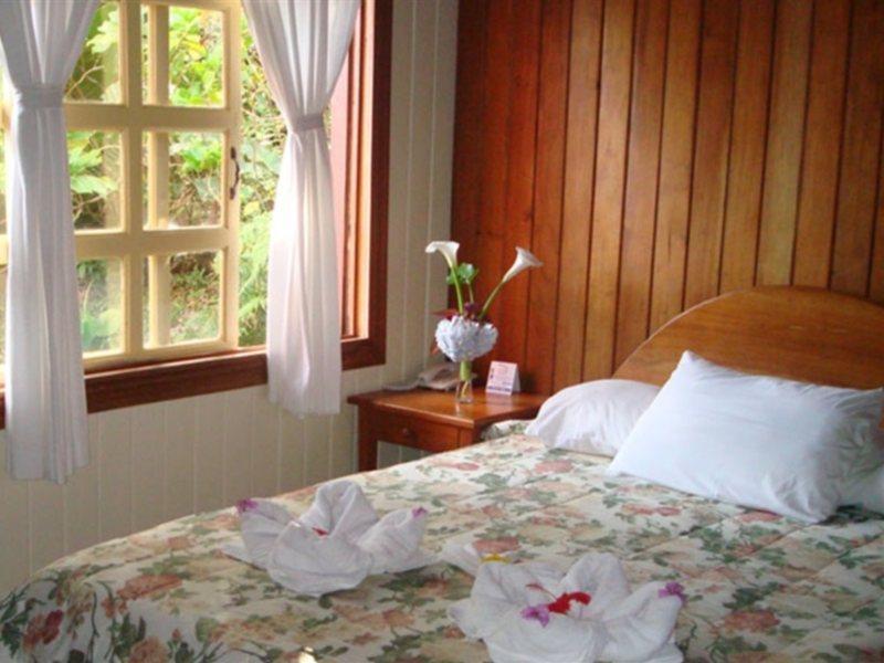Hotel Claro De Luna Monteverde Екстериор снимка