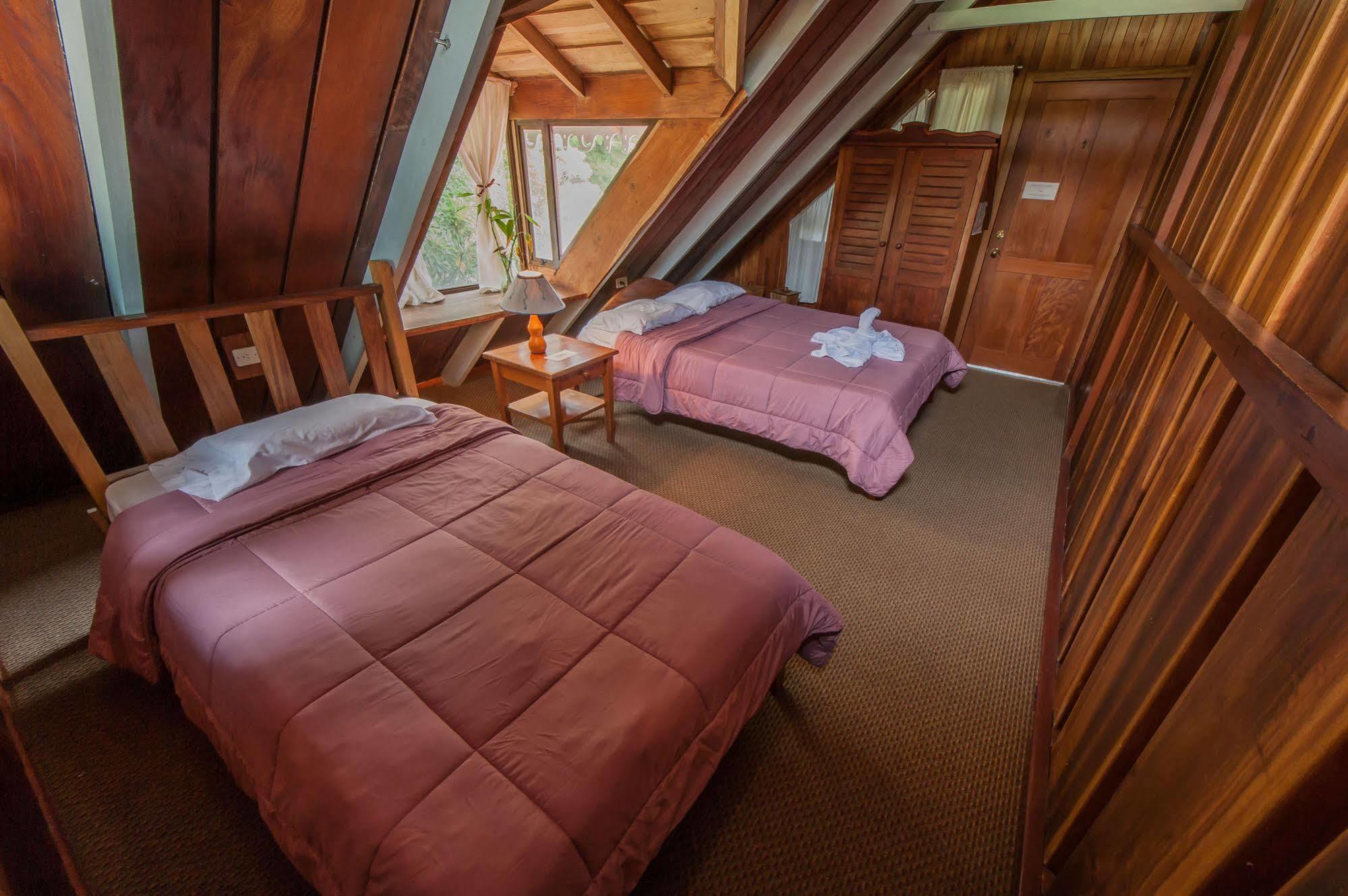 Hotel Claro De Luna Monteverde Екстериор снимка