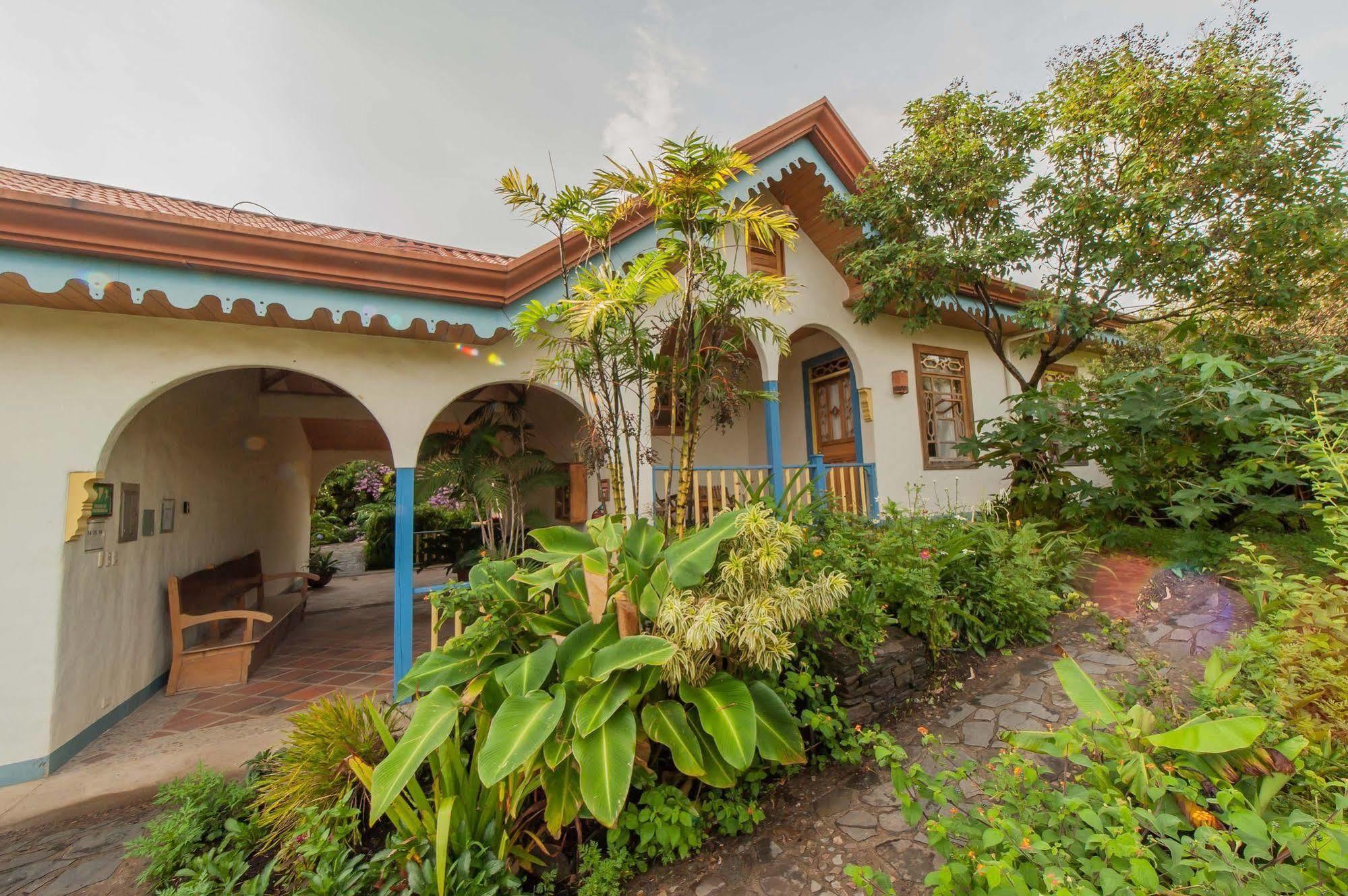 Hotel Claro De Luna Monteverde Екстериор снимка
