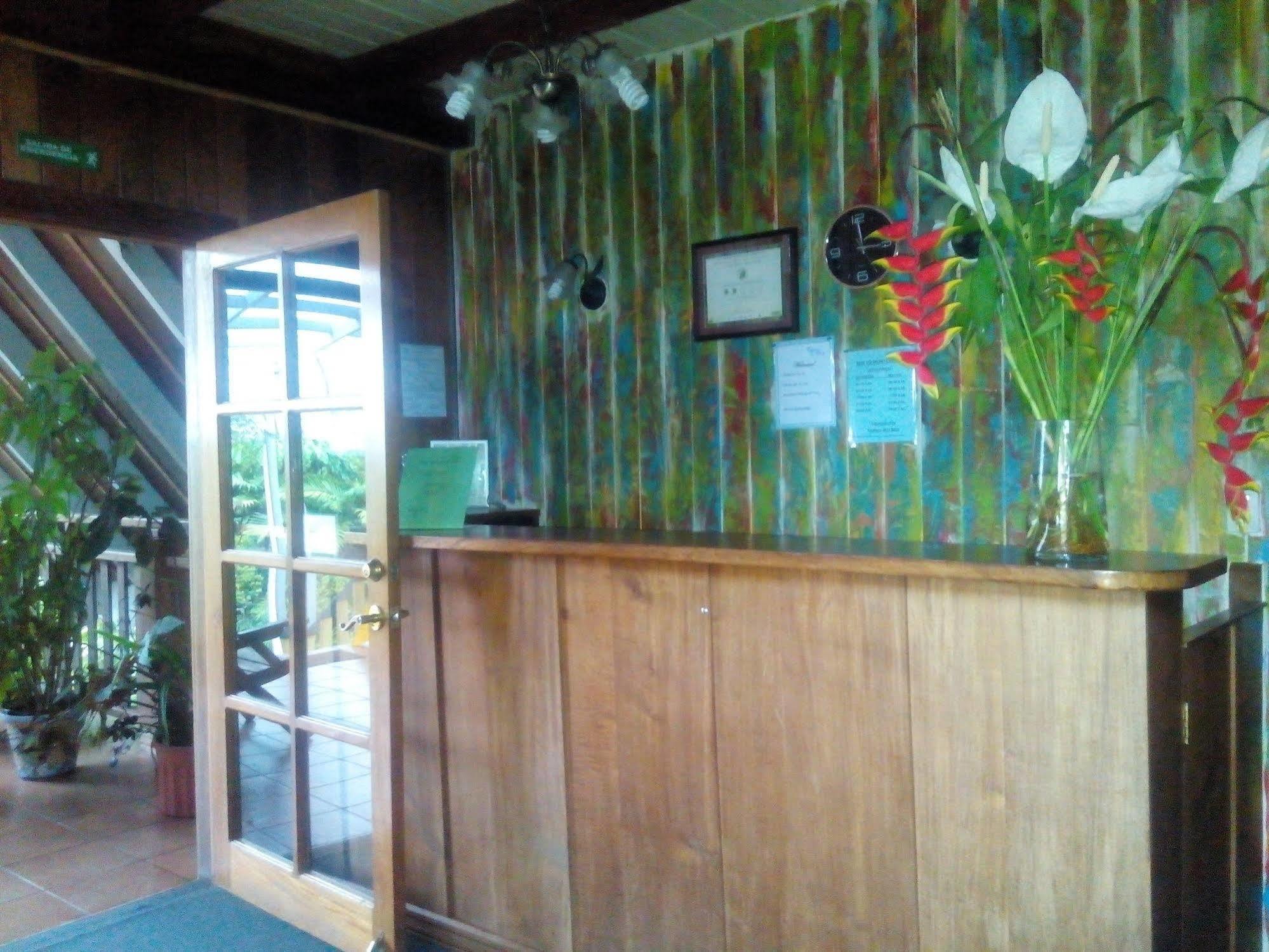 Hotel Claro De Luna Monteverde Екстериор снимка